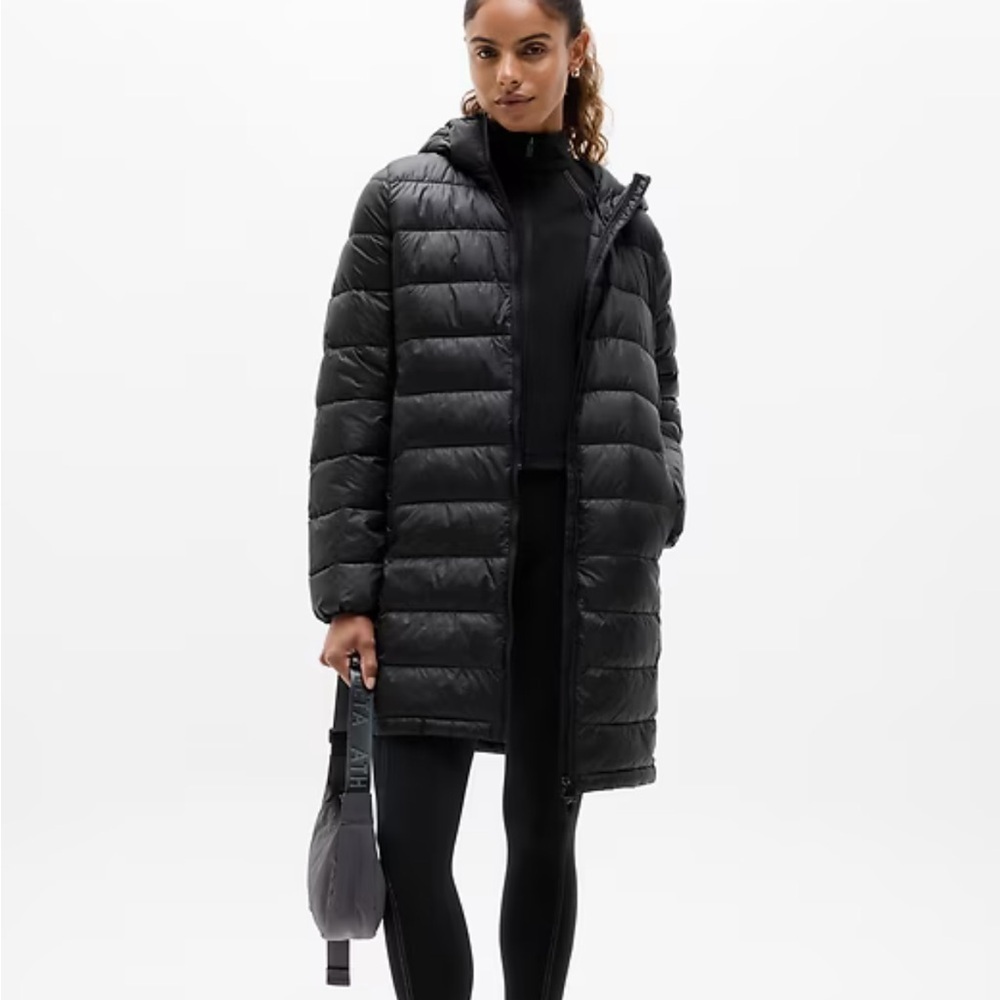 ATHLETA Aire Puffer Parka Black Hood Pockets Relaxed Fit Windfree s XL NEW